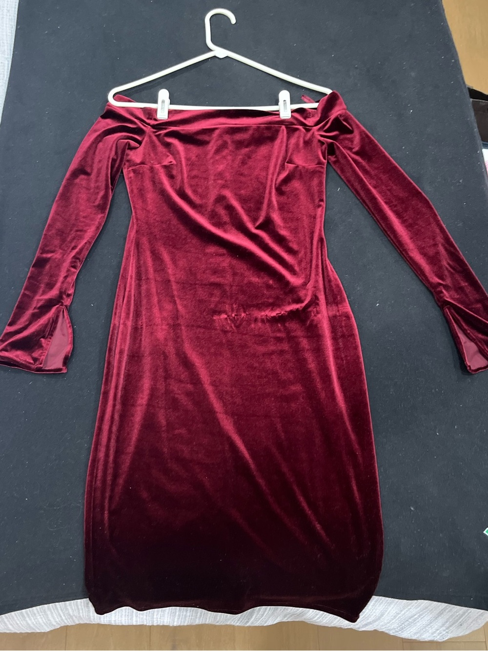 Cotton Candy Off-Shoulder Velvet Dress in Burgundy
